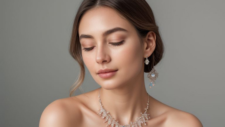 Gorgeous Moonstone Jewelry Worn by Celebrities You Love