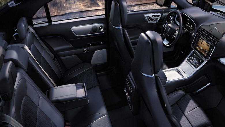 Chauffeur Service New York – The Ultimate Luxury Travel Experience with Famous Drive
