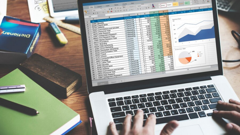 Smart Accounting Solutions for UAE Small Businesses in 2024